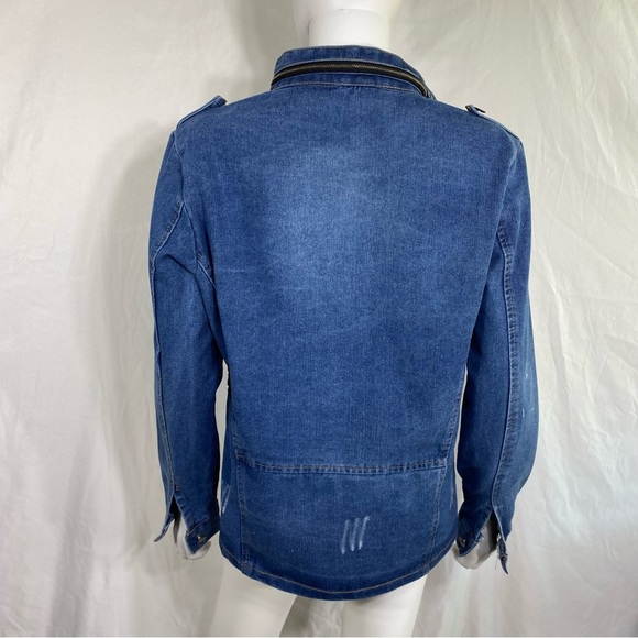 Women’s Lightly Distressed Denim Jacket - Picture 3 of 7